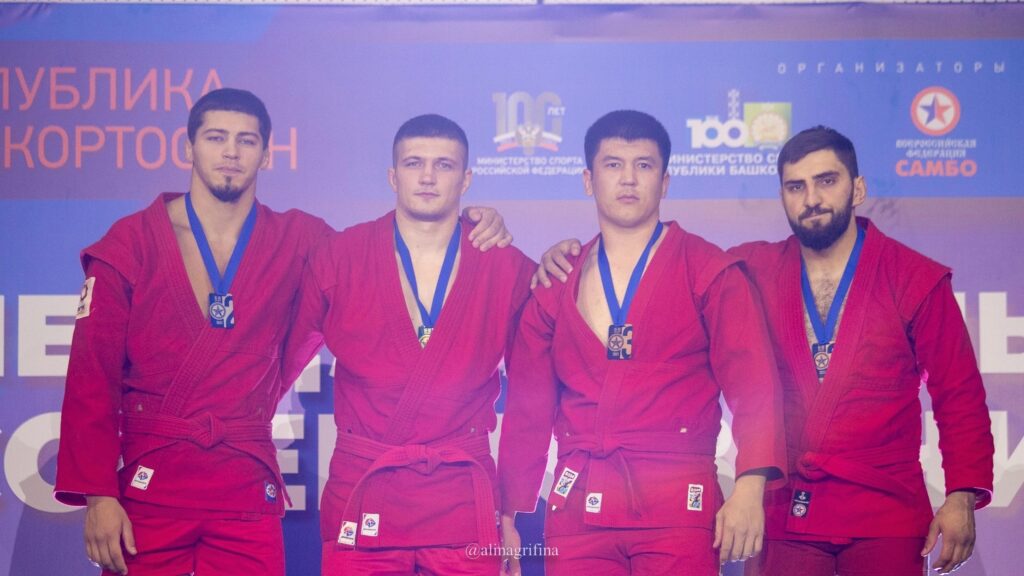 Победителем Гран-при в Уфе стал брянский самбист