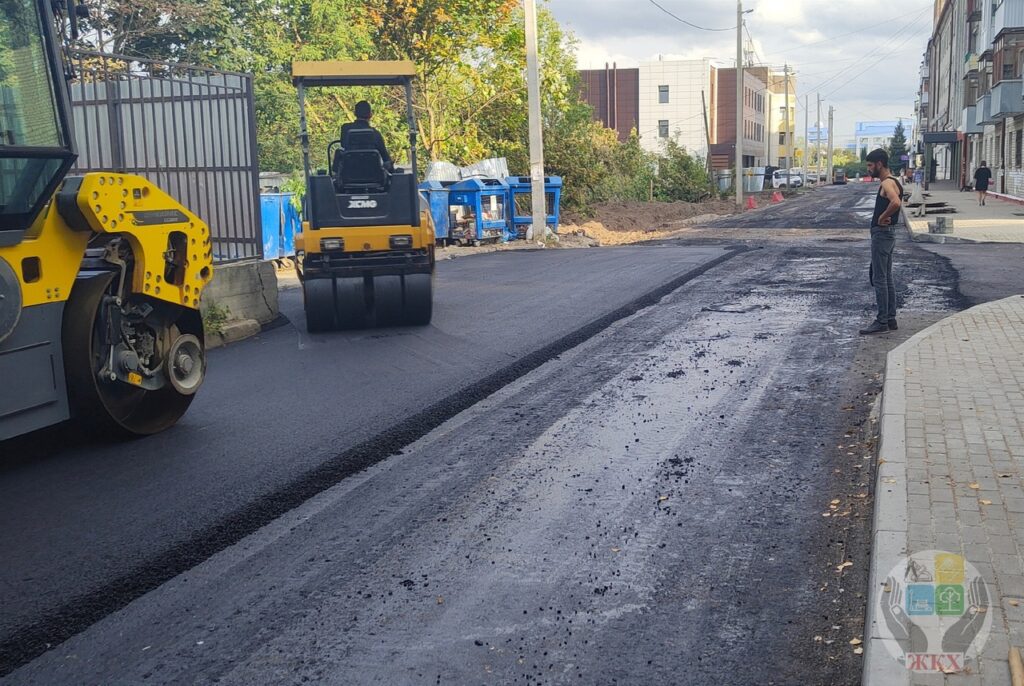 Капремонт улицы Грибоедова завершается в Брянске