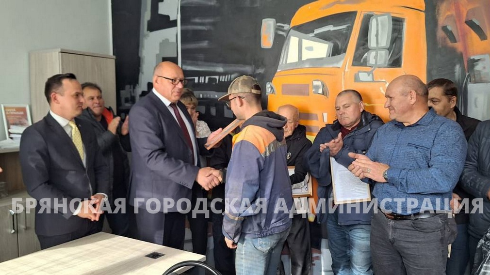 В рамках дорожного нацпроекта в Брянске в текущем году обновлены 13 улиц
