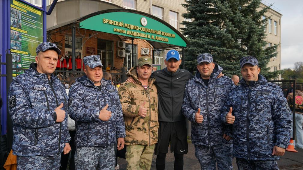 Брянские росгвардейцы стали донорами костного мозга