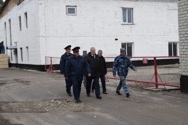 Заместитель губернатора Брянской области Александр Петроченко познакомился с производственными возможностями КП-3