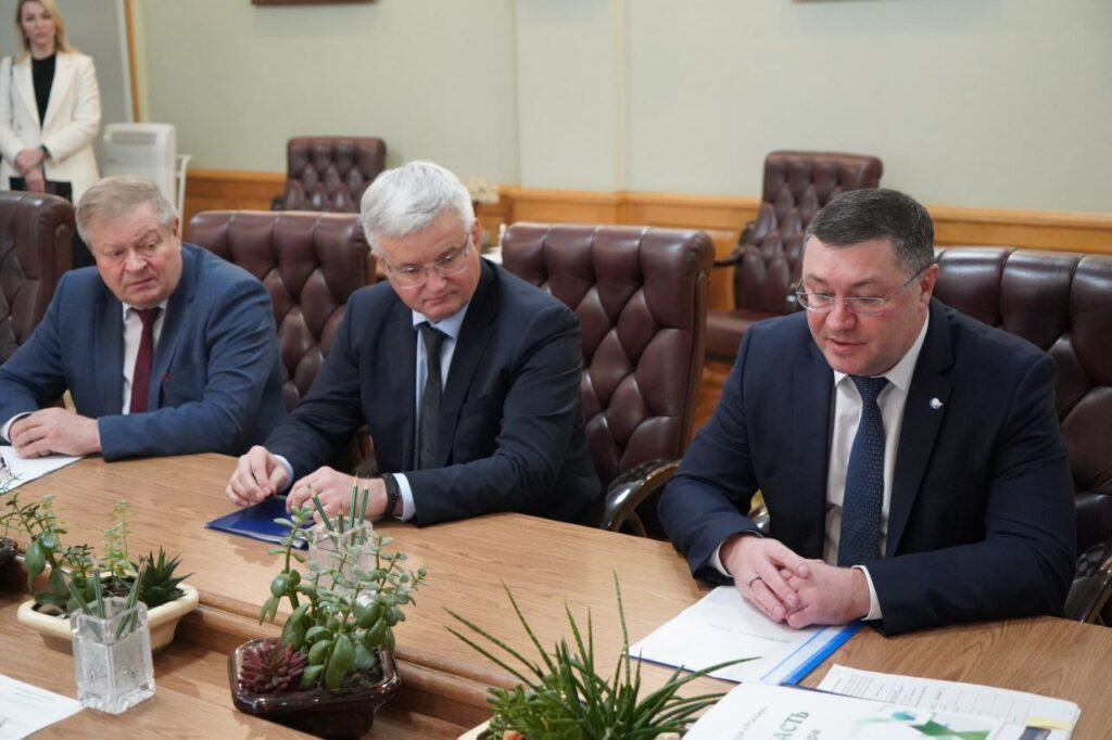Губернатор Брянской области встретился с гендиректором  АО «Транснефть – Дружба»