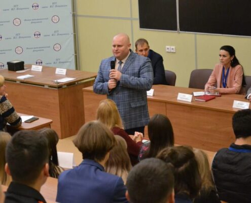 Учащиеся брянских школ приняли участие во Всероссийском проекте «В гостях у ученого»