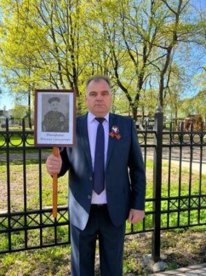 Депутат Брянской облдумы Юрий Никифоров поделился мнением о службе по контракту