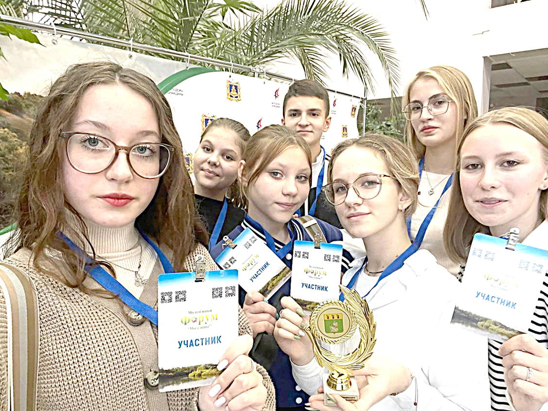 В Трубчевске погарские волонтёры культуры обменялись опытом с добровольцами со всех уголков Брянщины