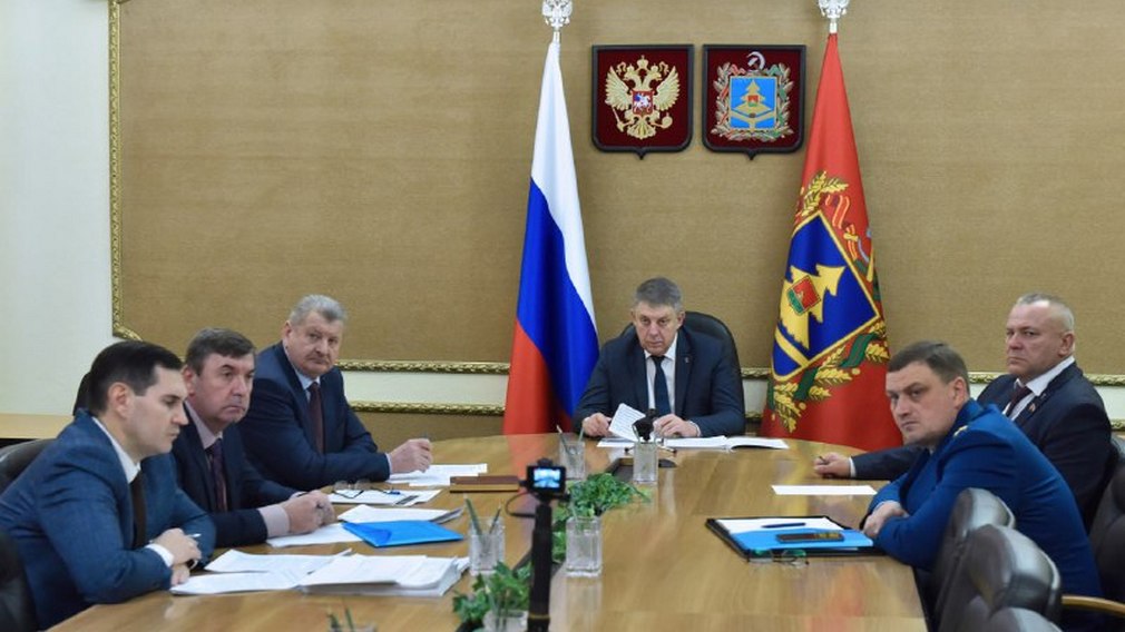 Александр Богомаз принял участие в заседании правительственной комиссии по региональному развитию