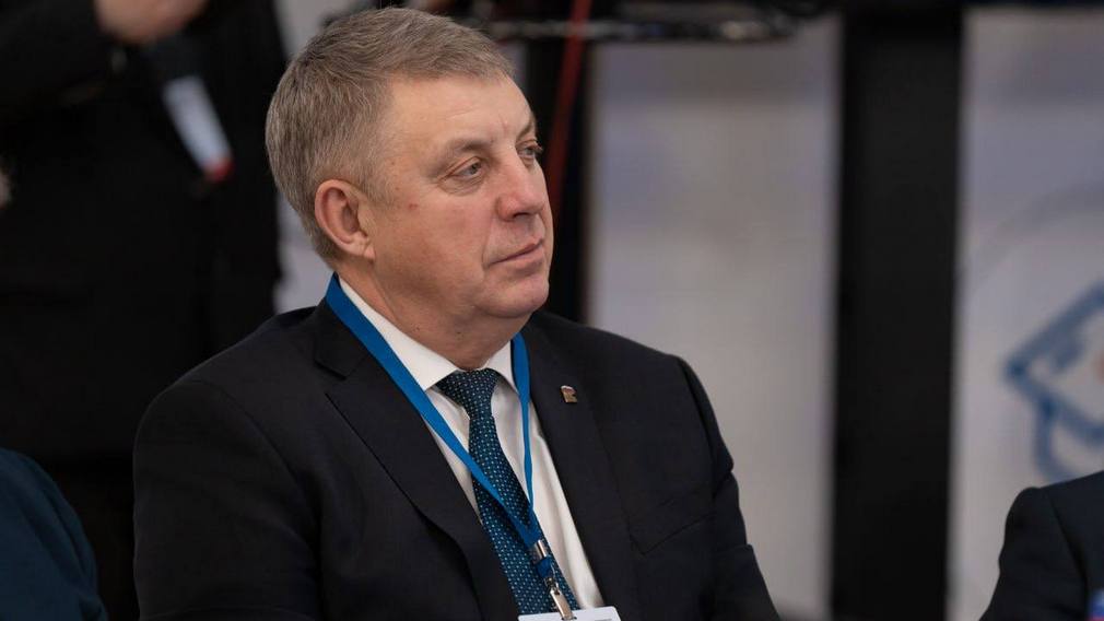 Условия для реализации программ наставничества успешно создают на Брянщине