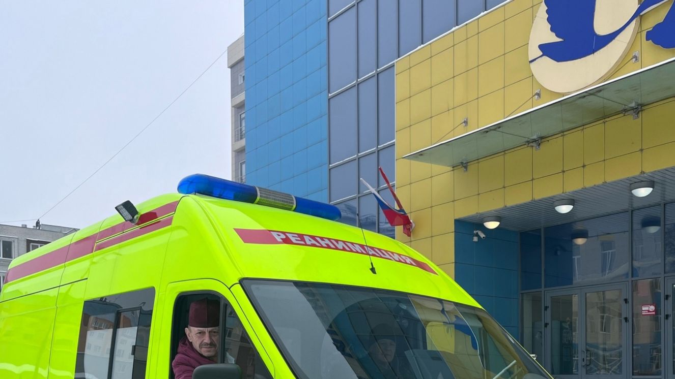 Автопарк Брянского перинатального центра пополнился  новым реанимобилем