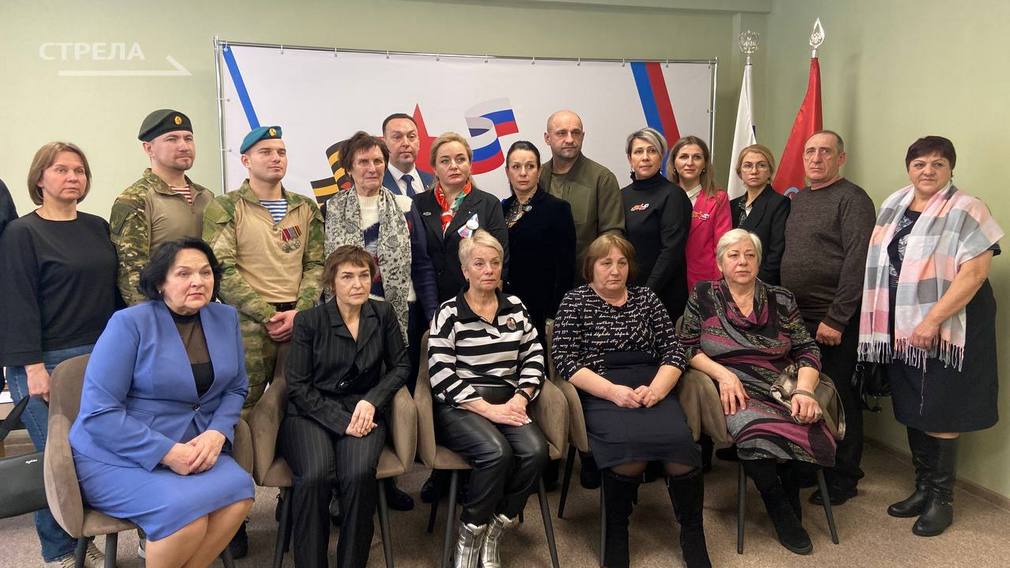 С родными погибших участников СВО в Брянске встретился Председатель Народного Совета ДНР Артём Жога