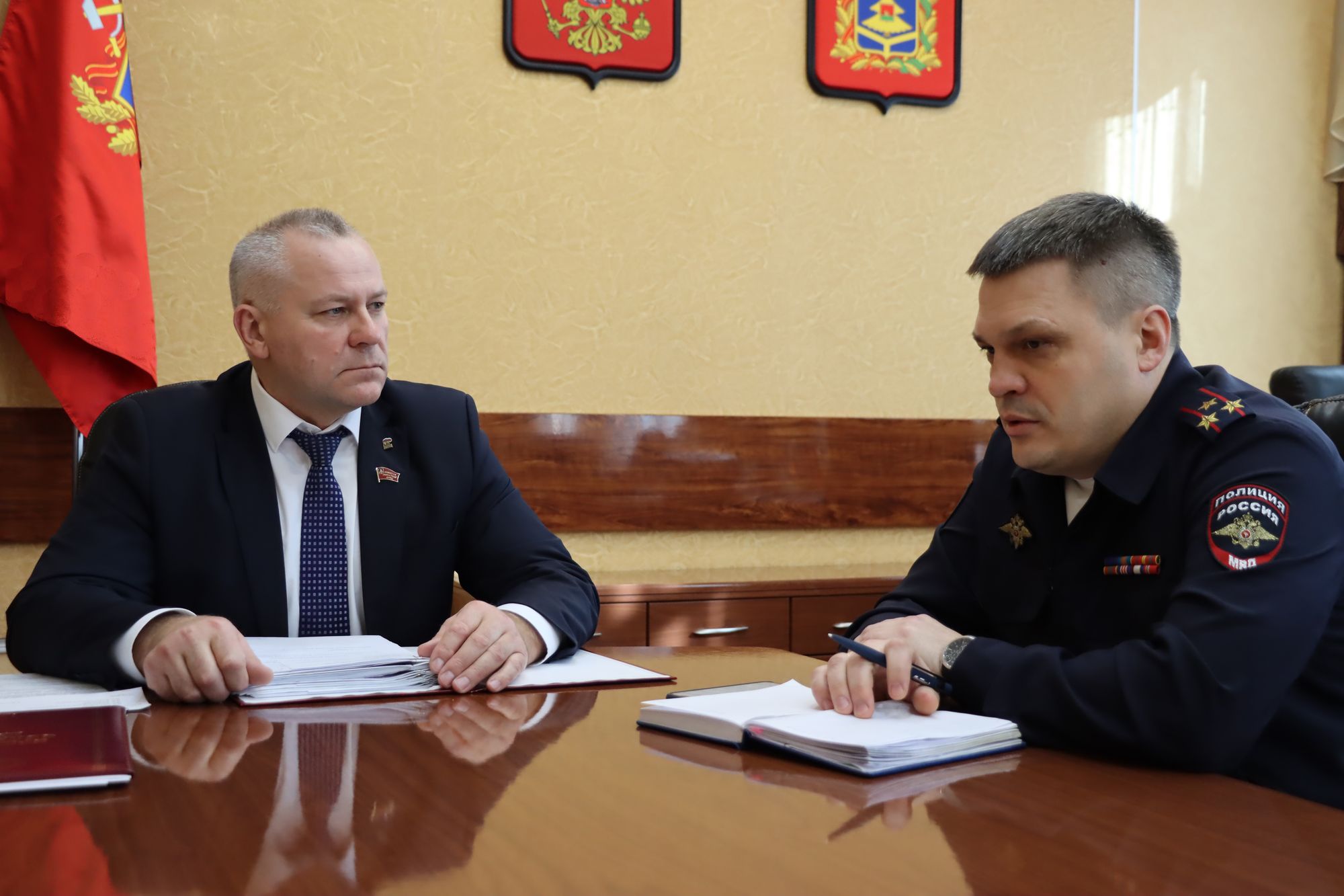 Валентин Суббот встретился с  начальником Управления Госавтоинспекции по Брянской области