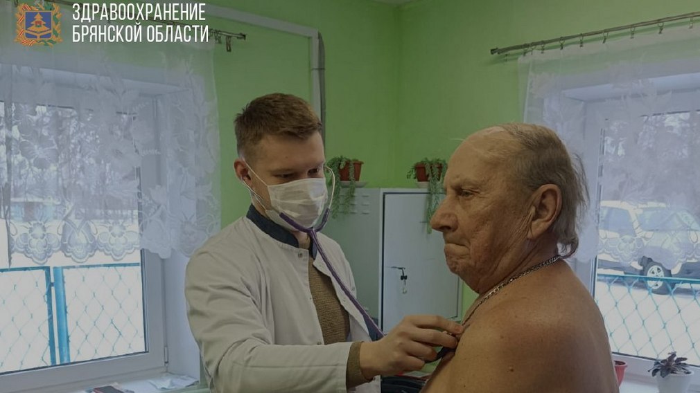 Выездная бригада Климовской ЦРБ обследовала жителей населенных пунктов Лакомая Буда и Митьковка