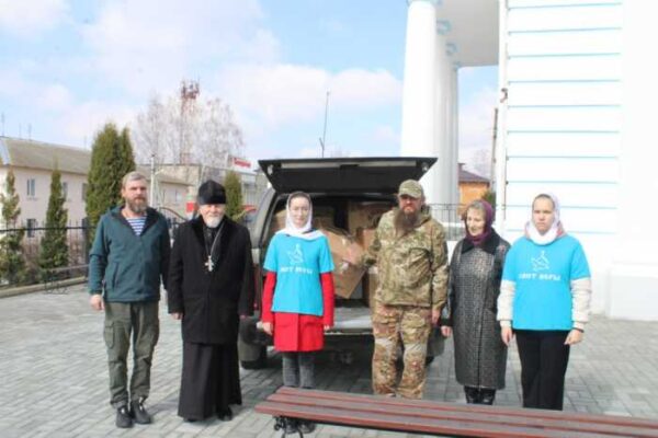 Гуманитарный груз участникам СВО передали прихожане храма в честь Успения Пресвятой Богородицы из Мглина