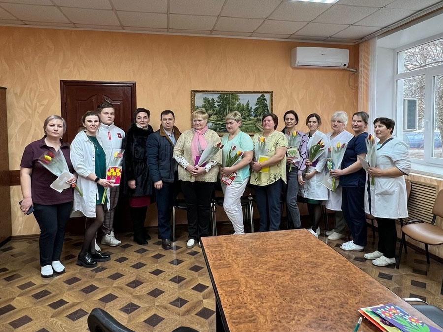 Поздравления принимали матери и жёны участников СВО