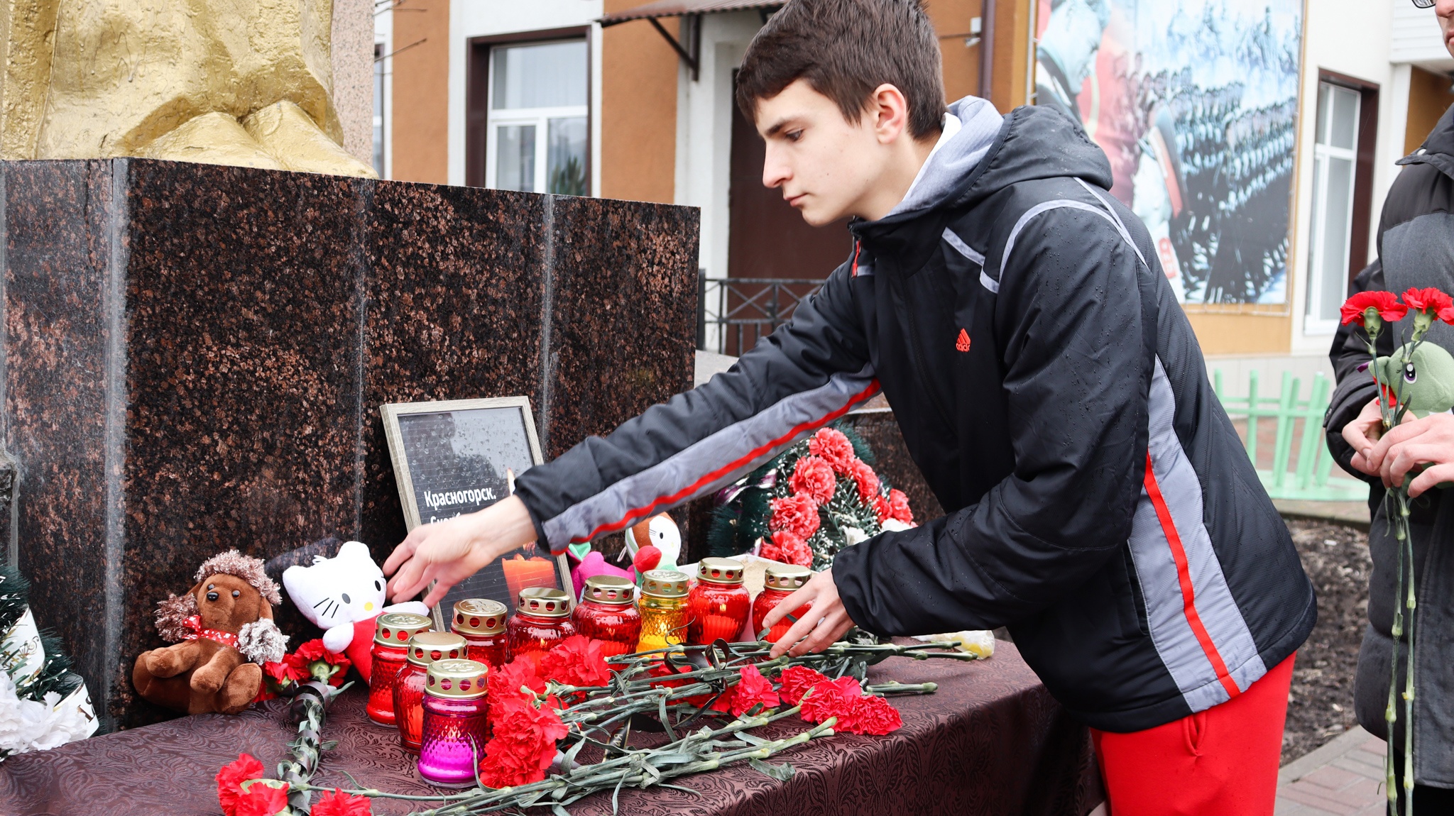 Погар скорбит вместе со всей Россией