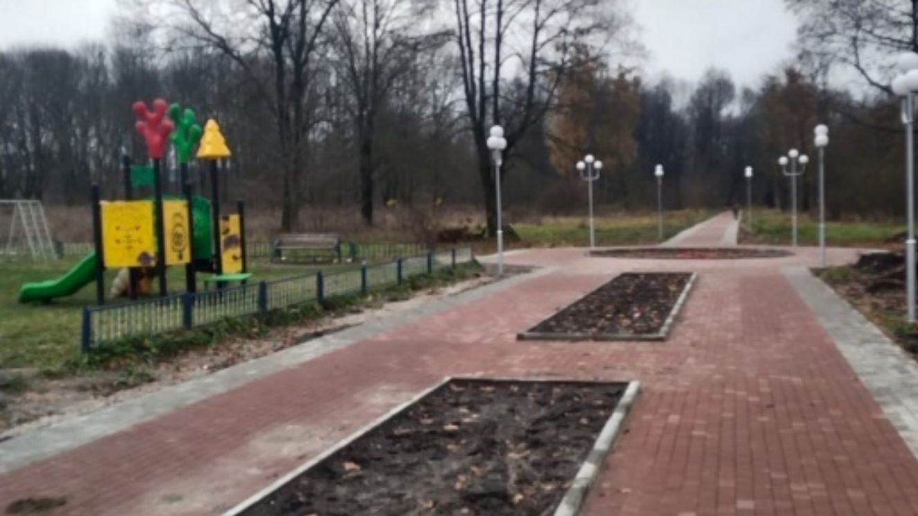 Благоустройство городского парка продолжается в Дятьково