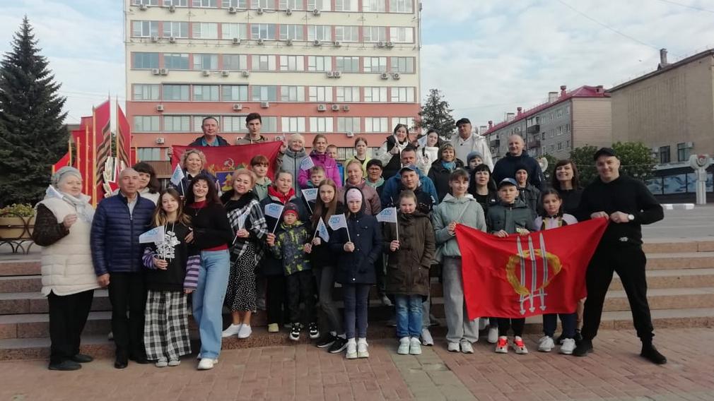Одиннадцать брянских семей представят регион на конкурсе «Это у нас семейное» (6+)