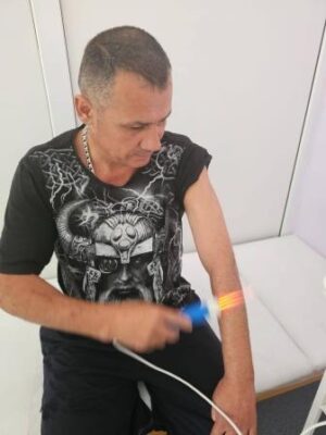 В брянском филиале фонда «Защитники Отечества» помогли ветерану СВО
