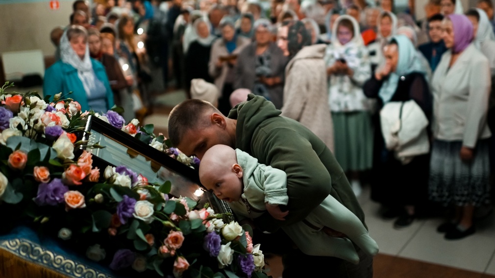 В Брянск доставили чудотворный образ Казанской иконы Божией Матери