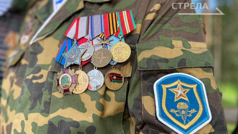 В Брянске прошли торжества, посвященные 94-й годовщине образования воздушно-десантных войск