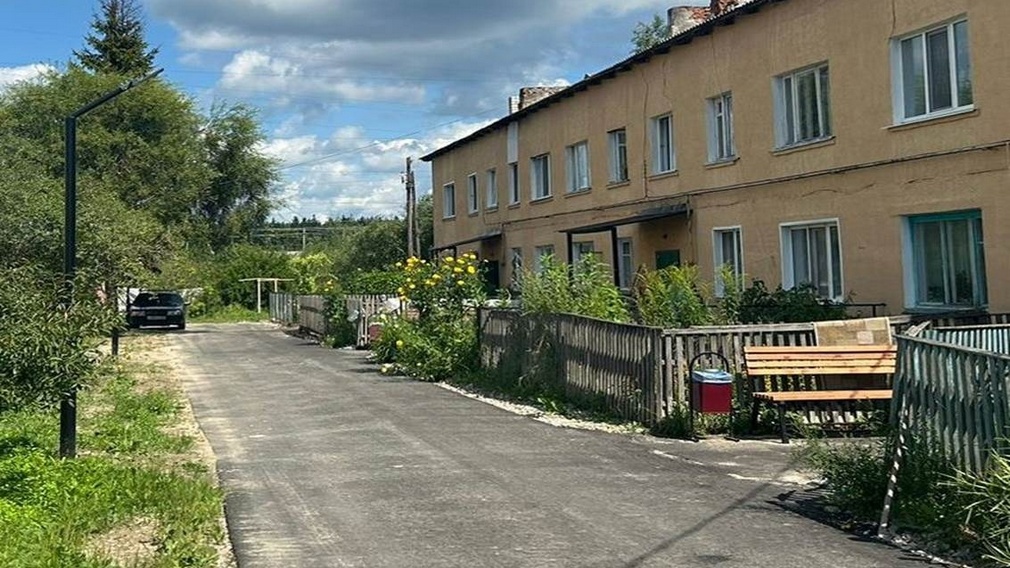 Дворы благоустроили в брянской Клетне