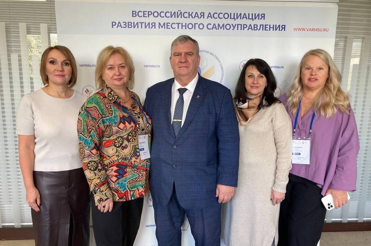 Участие в обсуждении вопросов местного самоуправления на общероссийской сессии приняли представители Брянщины