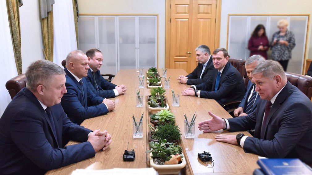 О перспективах развития новозыбковского предприятия рассказал брянский губернатор Александр Богомаз