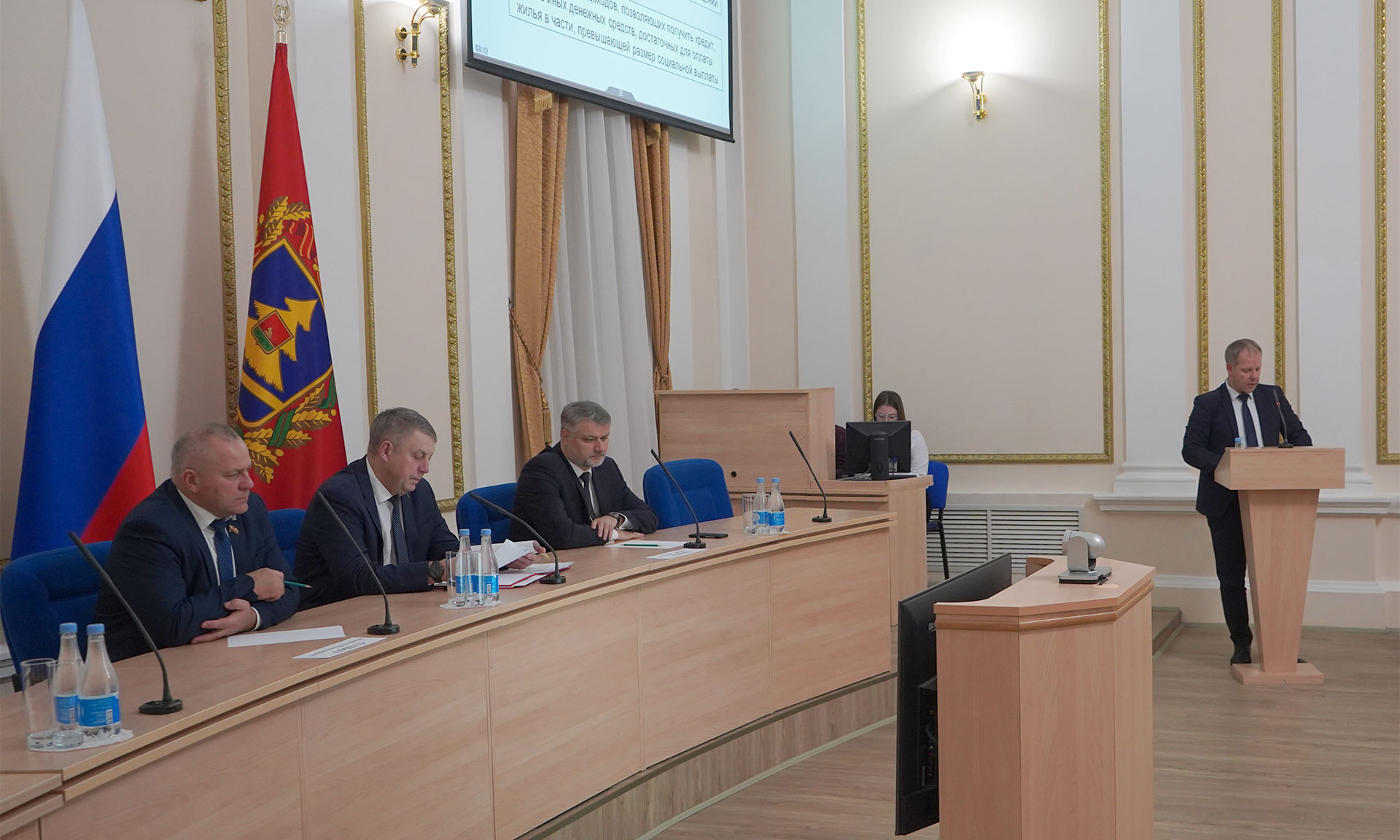 Работа по обеспечению жильем молодых семей успешно ведется на Брянщине