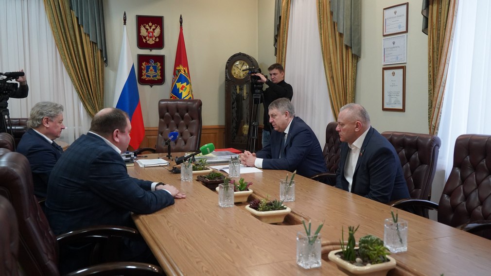 Новым главным тренером брянского «Динамо»  стал Андрей Канчельскис