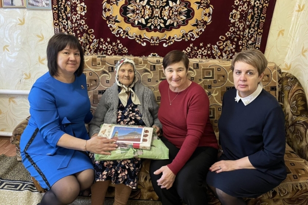 Пелагея Федоровна Сидорова из Комаричского района отметила 100-летний юбилей