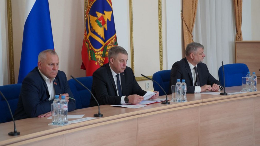 Более 8,8 миллиарда рублей направлено на Брянщине на финансовую поддержку семей с детьми