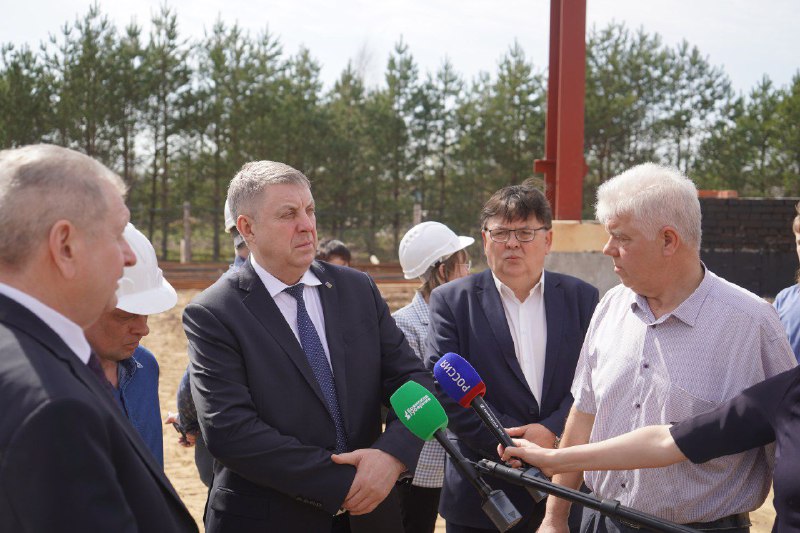 Новый спортивно-оздоровительный комплекс с бассейном строят в Злынке
