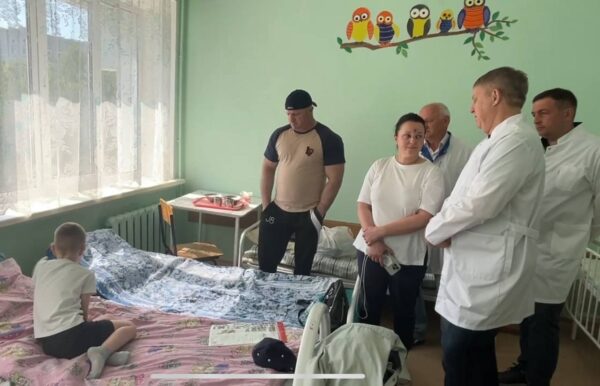 Александр Богомаз выразил слова поддержки и сочувствия семьям погибших и пострадавших