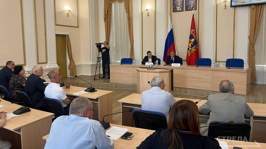 Заседание Совета по межнациональным отношениям проходит в брянском Правительстве