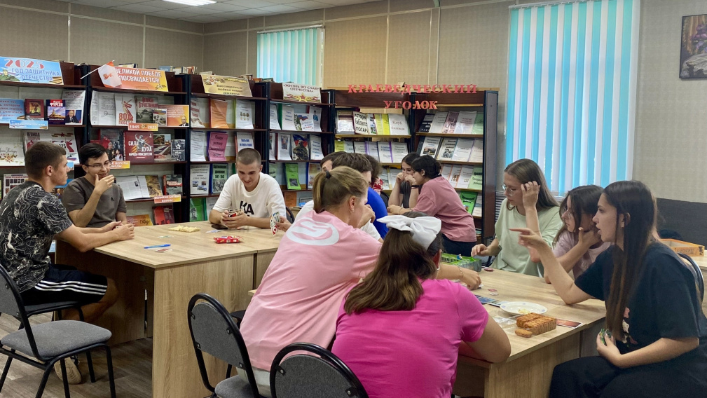 Погарский молодежный клуб «Срепка» закрыл летний сезон