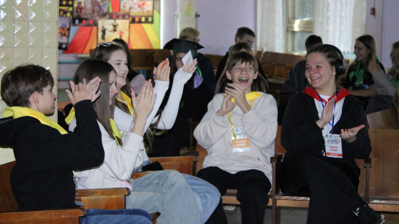 Профильные смены для юных брянцев проходят в Жуковке