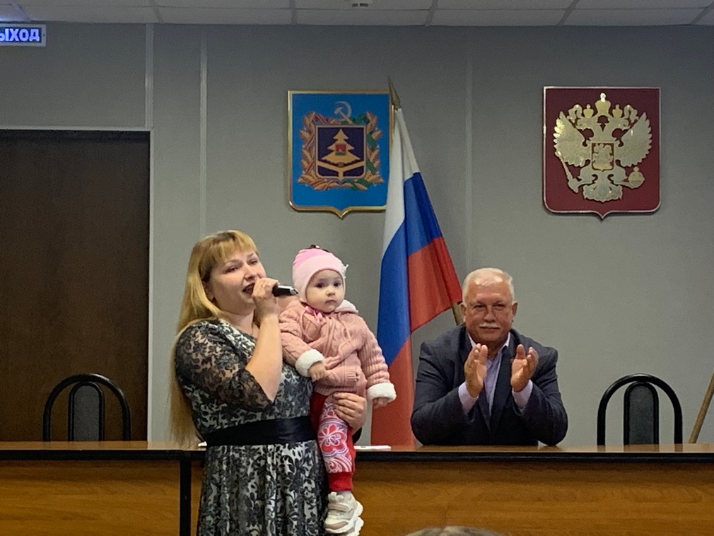 В Погаре чествовали женщин, в семьях которых уже скоро будут новорожденные малыши
