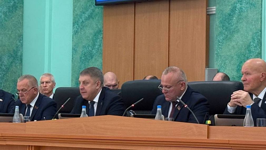 О развитии образования на Брянщине рассказал Губернатор Александр Богомаз