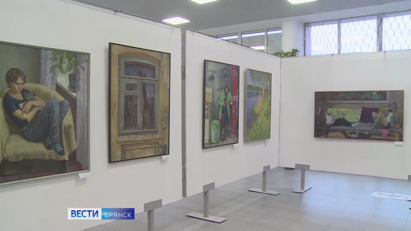 Выставка «Грани творчества» открылась в Брянске (6+)