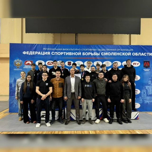 На Первенстве ЦФО по спортивной борьбе победу одержали брянские спортсмены