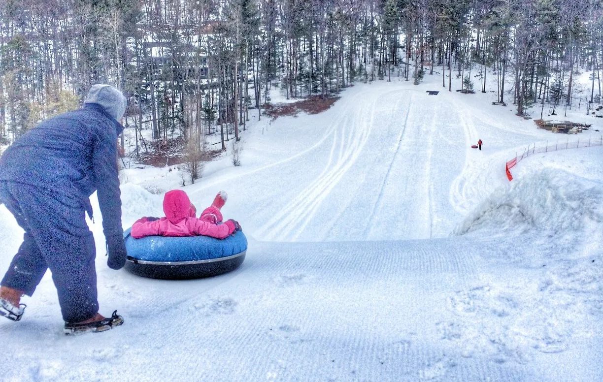 Погарцам напомнили о мерах безопасности при катании на «ватрушках» и санках-ледянках