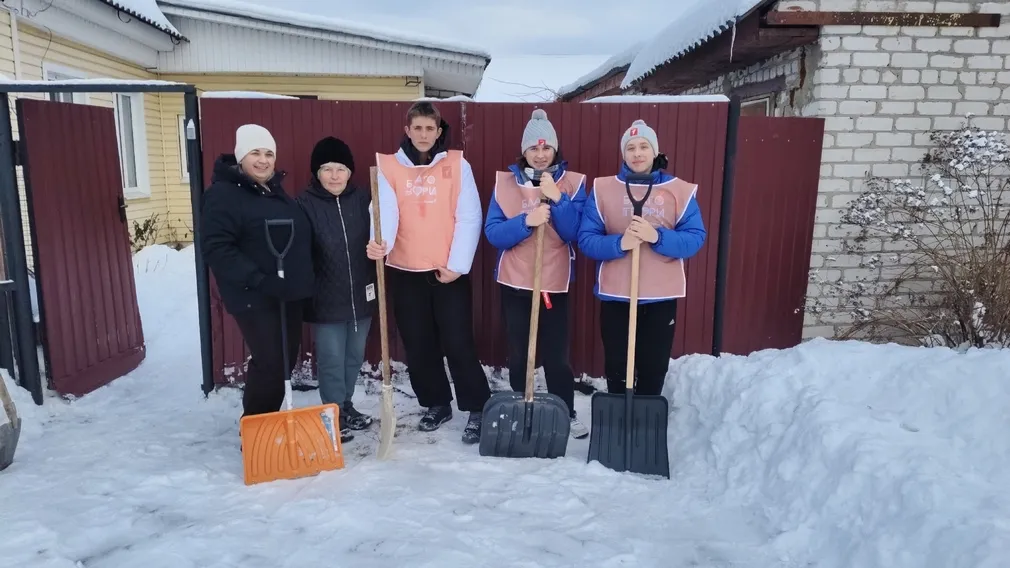 Снежный десант высадился в Погарском районе