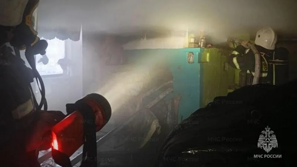 В хуторе Чаков Погарского района потушили возгорание в частном доме