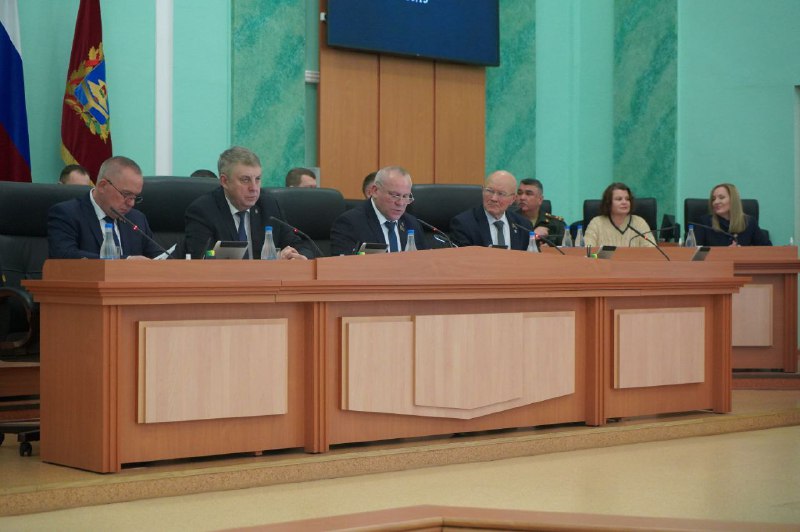 На Брянщине увеличат  размер ЕДВ при поступлении на военную службу по контракту