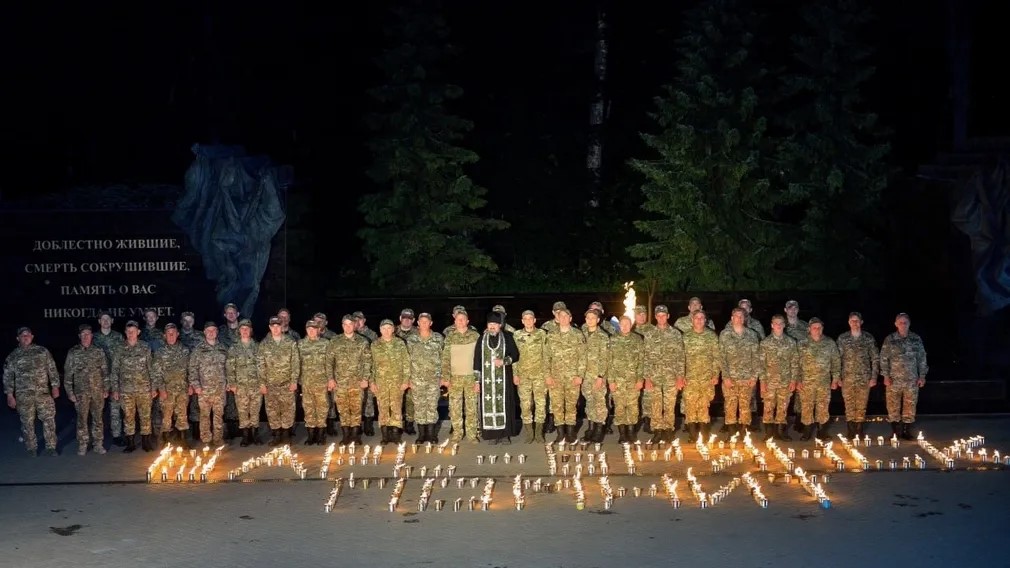 Бойцы «БАРС-Брянск» провели акцию в День памяти и скорби