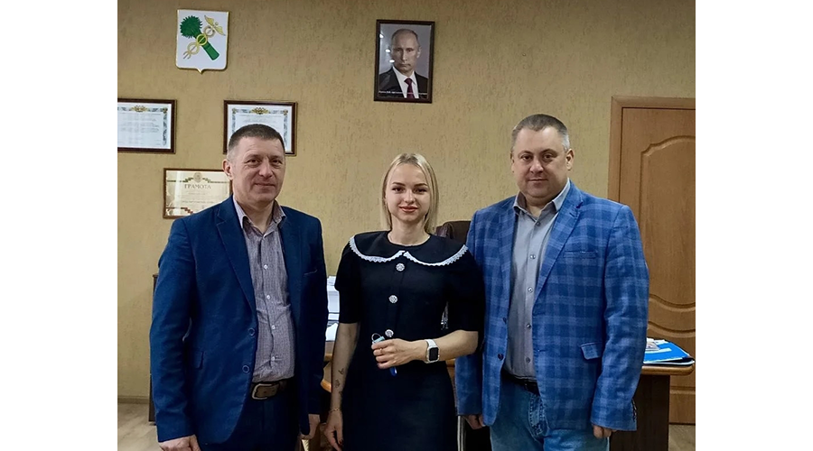 Новозыбковский тренер получил ключи от квартиры