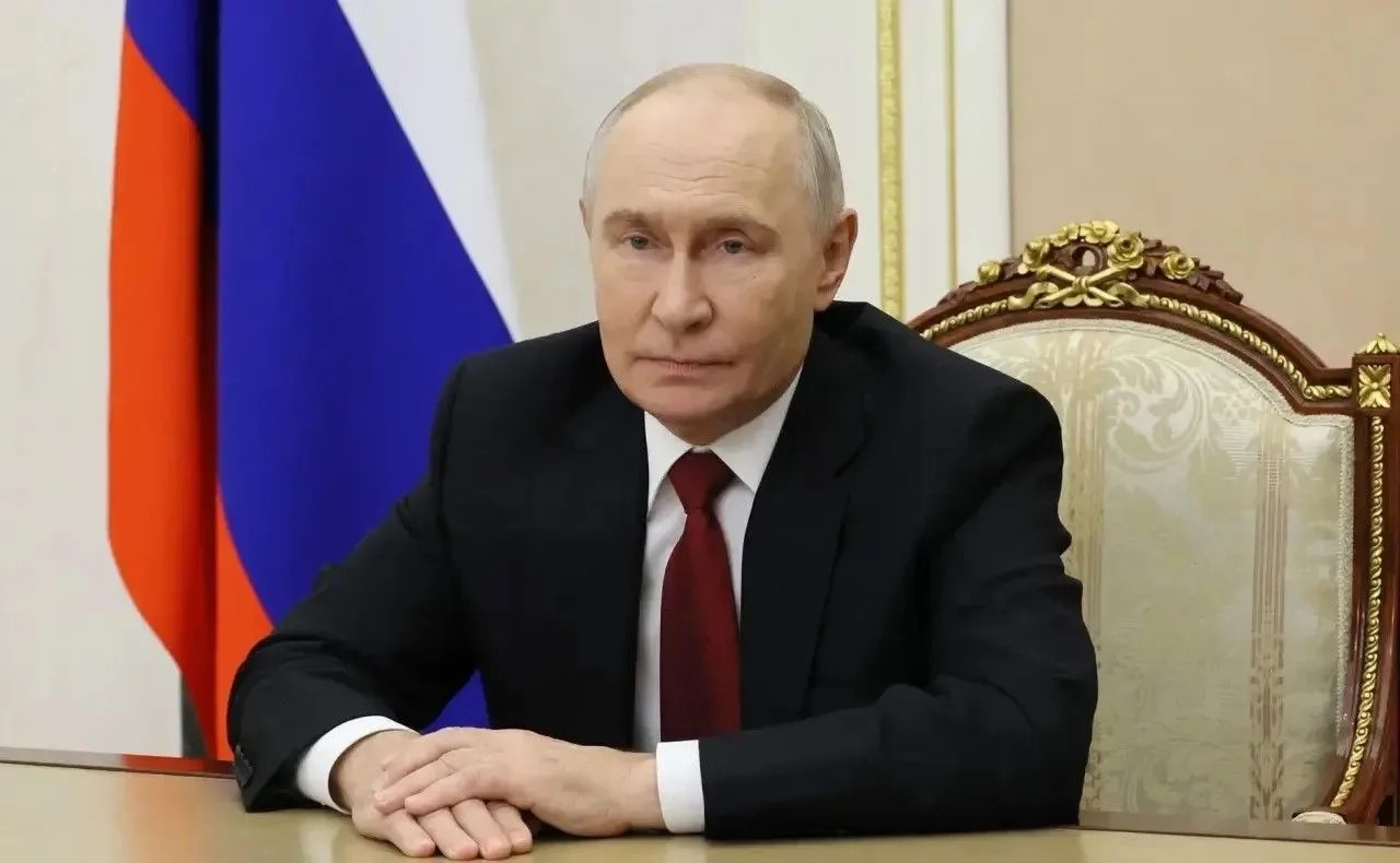 Глава Брянщины поздравил главу государства с днем рождения