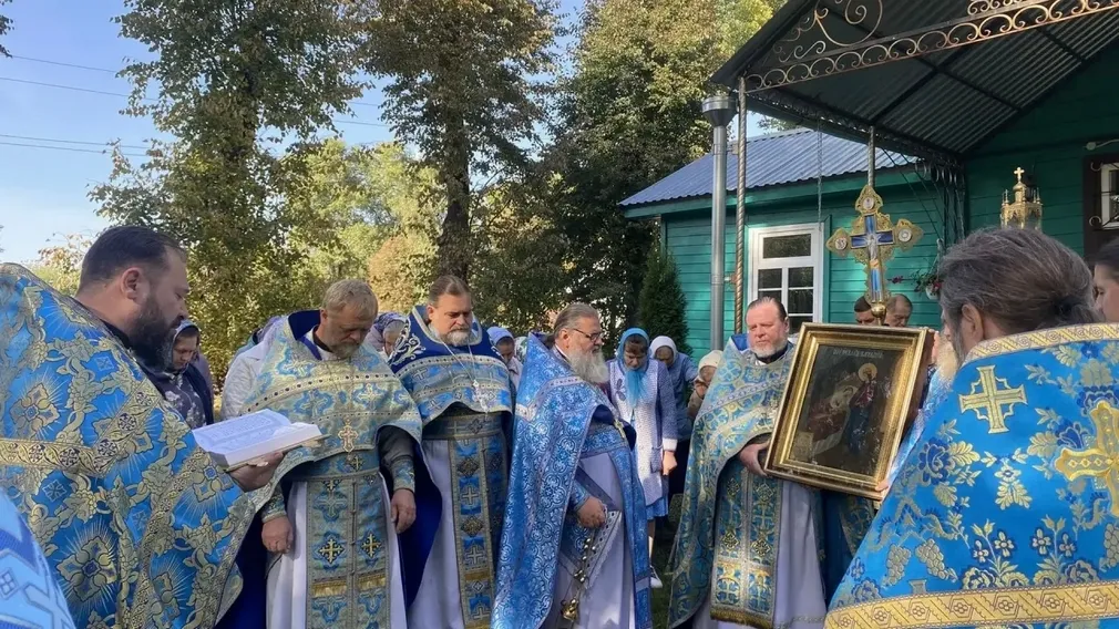 В  селе Савостьяны молились о даровании здоровья больным детям